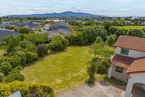 Photo of property in 15 Compass Court, Paraparaumu, 5032