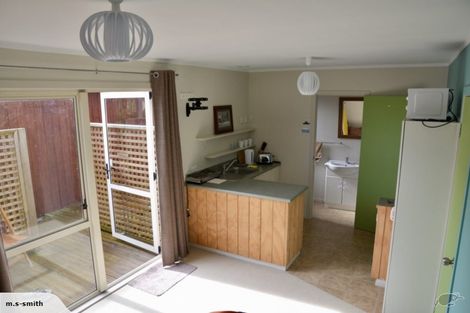 Photo of property in 19 Cumming Street, Okato, 4335