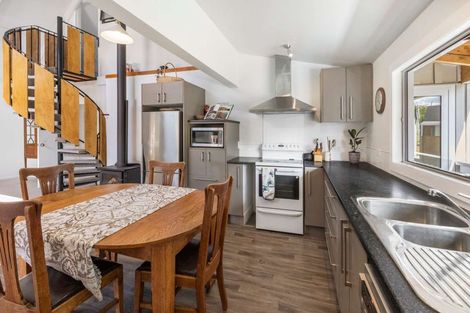 Photo of property in 64 Diana Street, Lumsden, 9730