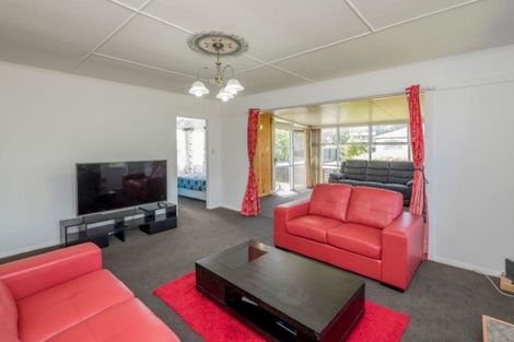 Photo of property in 21 Gordon Place, Levin, 5510