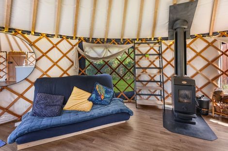 Photo of property in 94a Tauranga Direct Road, Hamurana, Rotorua, 3096