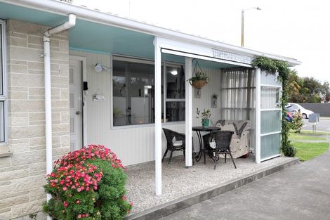 Photo of property in 220a Wolseley Street, Mayfair, Hastings, 4122