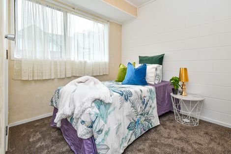 Photo of property in 4/16 Regent Street, Papatoetoe, Auckland, 2025