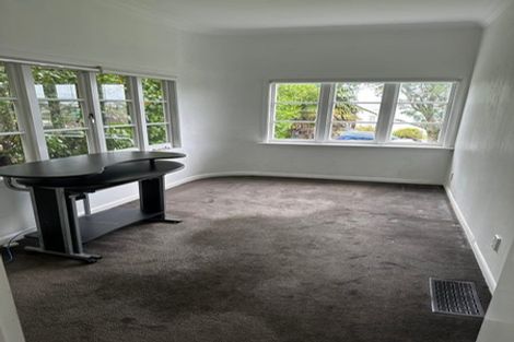 Photo of property in 11 Otahuri Crescent, Greenlane, Auckland, 1051