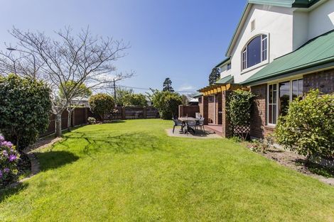 Photo of property in 20 Alpine View Lane, Parklands, Christchurch, 8083