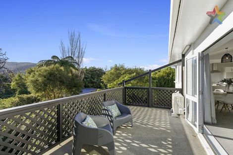 Photo of property in 84 Holborn Drive, Stokes Valley, Lower Hutt, 5019