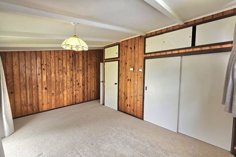 Photo of property in 12 Heaphy Street, Westown, New Plymouth, 4310