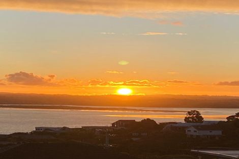 Photo of property in 3/164 Rangatira Road, Beach Haven, Auckland, 0626