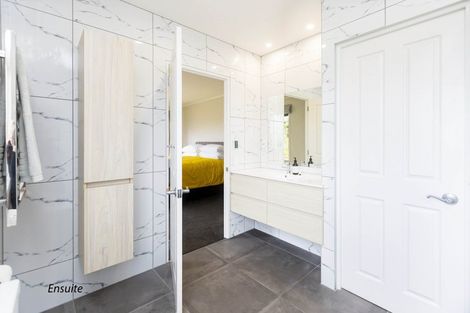 Photo of property in 65 Mount Marua Way, Timberlea, Upper Hutt, 5018