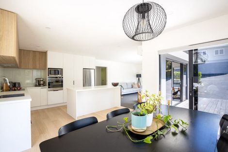 Photo of property in 25a Fernleigh Street, Ferndale, New Plymouth, 4310