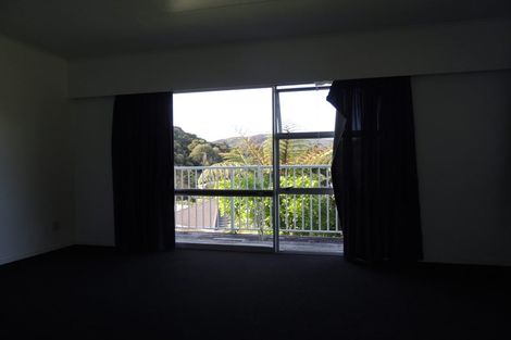 Photo of property in 15 August Street, Stokes Valley, Lower Hutt, 5019