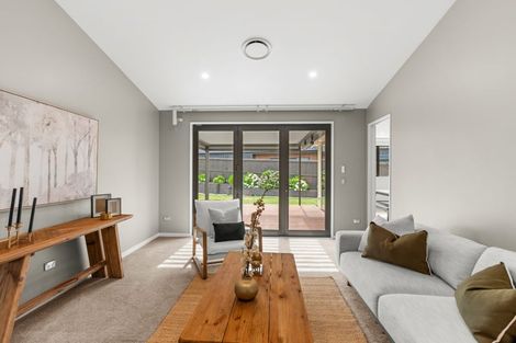 Photo of property in 24 Mcvicar Drive, Cracroft, Christchurch, 8022