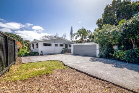 Photo of property in 2 Tuatahi Place, Kerikeri, 0230