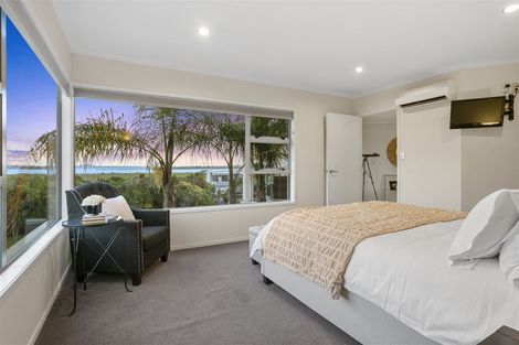 Photo of property in 78 Bannings Way, Hobsonville, Auckland, 0618