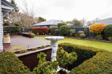 Photo of property in 21 Manapouri Crescent, Hokowhitu, Palmerston North, 4410