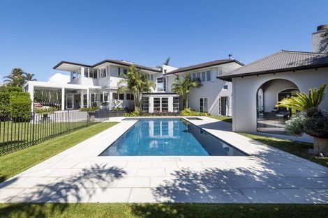 Photo of property in 42 Manor Park, Sunnyhills, Auckland, 2010