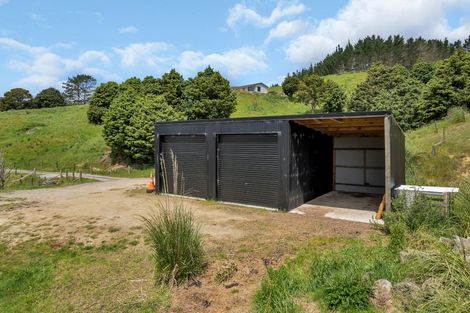 Photo of property in 2568e Paparoa-oakleigh Road, Paparoa, 0571