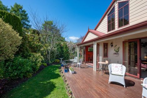 Photo of property in 19 Gibbs Place, Kinloch, Taupo, 3377