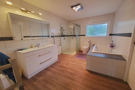 Photo of property in 18 Bellfield Road, Opaheke, Papakura, 2113