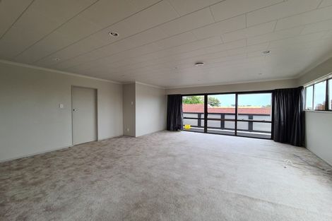 Photo of property in 25 Truby King Street, Merrilands, New Plymouth, 4312