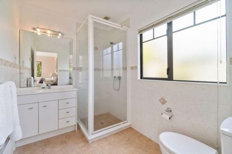 Photo of property in 8 Cellarmans Street, Te Atatu Peninsula, Auckland, 0610