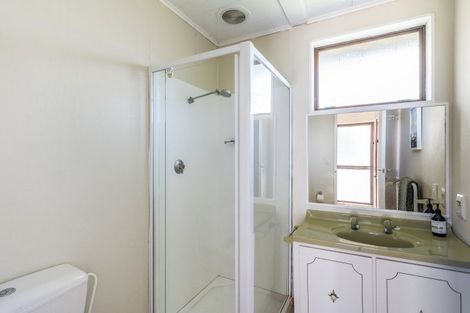 Photo of property in 138 Arawhata Road, Paraparaumu, 5032