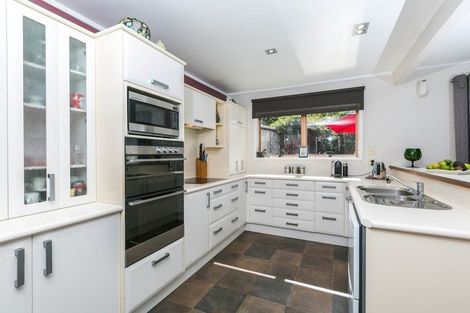 Photo of property in 13 Matuhi Rise, Henderson, Auckland, 0612