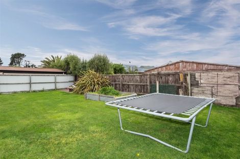 Photo of property in 21 Maces Road, Bromley, Christchurch, 8062