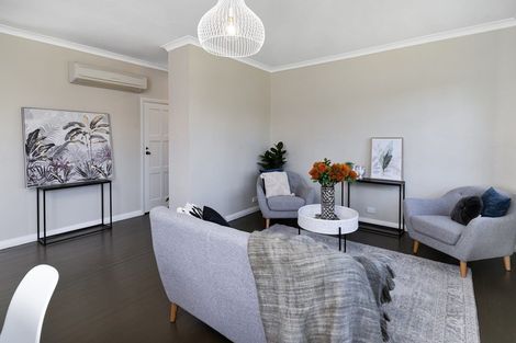 Photo of property in 32 Masters Crescent, Masterton, 5810