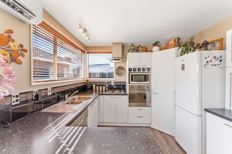 Photo of property in 2/54 Hudson Street, Bryndwr, Christchurch, 8053