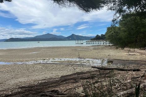 Photo of property in 246 Moetapu Bay Road, Moetapu Bay, Picton, 7282