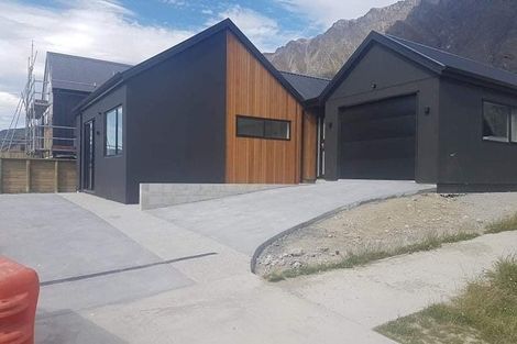Photo of property in 88 Jack Hanley Drive, Jacks Point, Queenstown, 9371