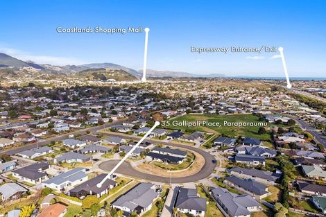 Photo of property in 35 Gallipoli Place, Paraparaumu, 5032