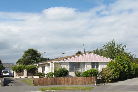 Photo of property in 1/8 Hurst Place, Parklands, Christchurch, 8083
