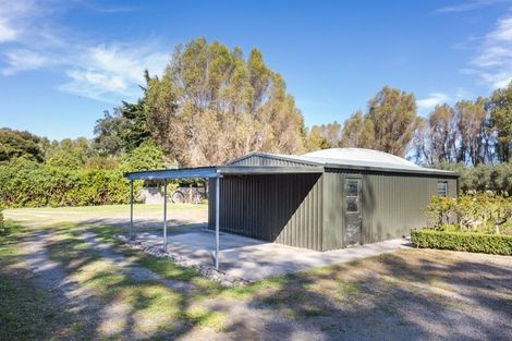 Photo of property in 1633 State Highway 3, Awahuri, Palmerston North, 4476