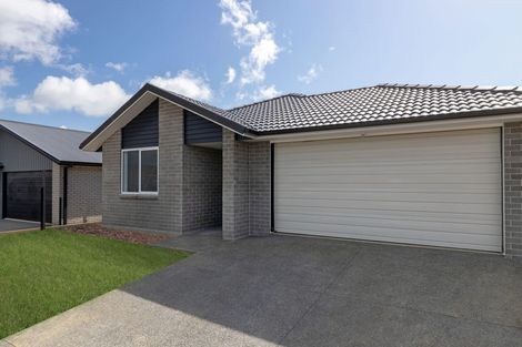 Photo of property in 6 Pioneer Crescent, Omokoroa, 3114