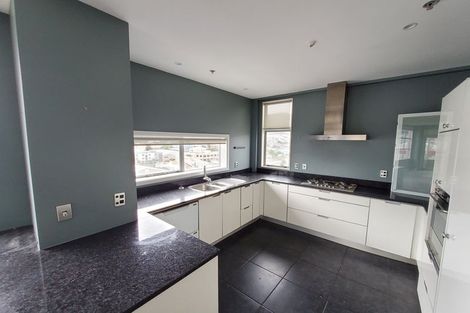 Photo of property in Grandstand Apartments, 38/80 Kent Terrace, Mount Victoria, Wellington, 6011