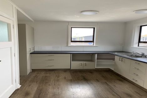 Photo of property in 74a Cambridge Terrace, Waterloo, Lower Hutt, 5011