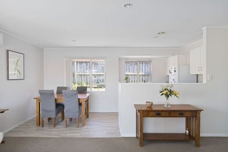 Photo of property in 13 Legacy Drive, Henderson, Auckland, 0612