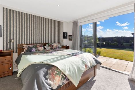 Photo of property in 17 Churchill Drive, Rangiora, 7400