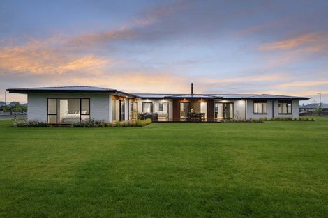 Photo of property in 76 Verdeco Boulevard, Lincoln, 7608