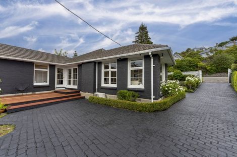 Photo of property in 19 Centaurus Road, Cashmere, Christchurch, 8022