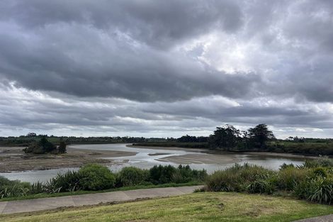 Photo of property in 16 Evergreen Parade, Rosehill, Papakura, 2113