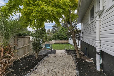 Photo of property in 38 Maui Pomare Street, Blockhouse Bay, Auckland, 0600