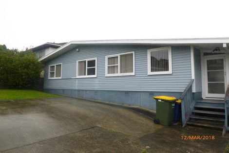 Photo of property in 4 Downing Street, Glenfield, Auckland, 0629