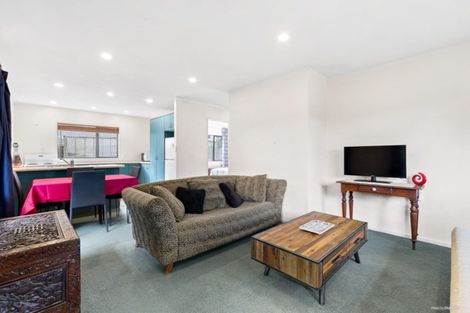Photo of property in 23a St Georges Road, Avondale, Auckland, 0600