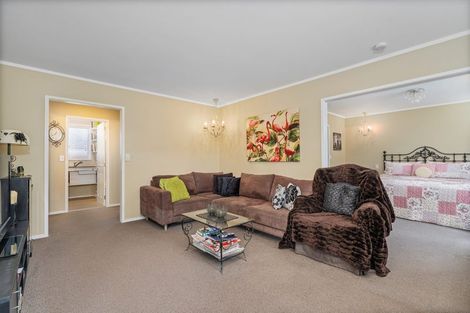 Photo of property in 5 Golf Road, Whitianga, 3591