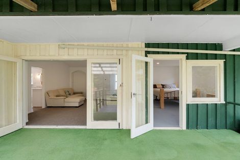 Photo of property in 530 Leigh Road, Whangateau, Warkworth, 0985