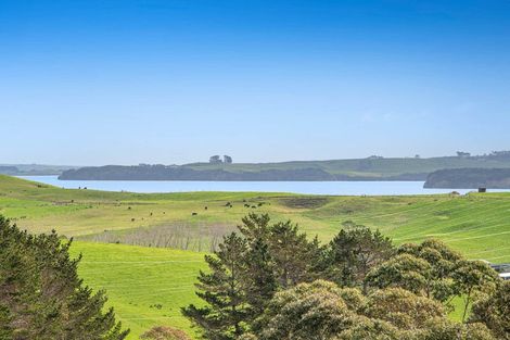 Photo of property in 3050 Kaipara Coast Highway, Glorit, Warkworth, 0984