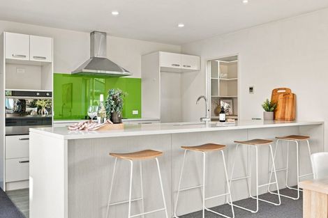 Photo of property in 17 Conie Glen Lane, Broomfield, Christchurch, 8042